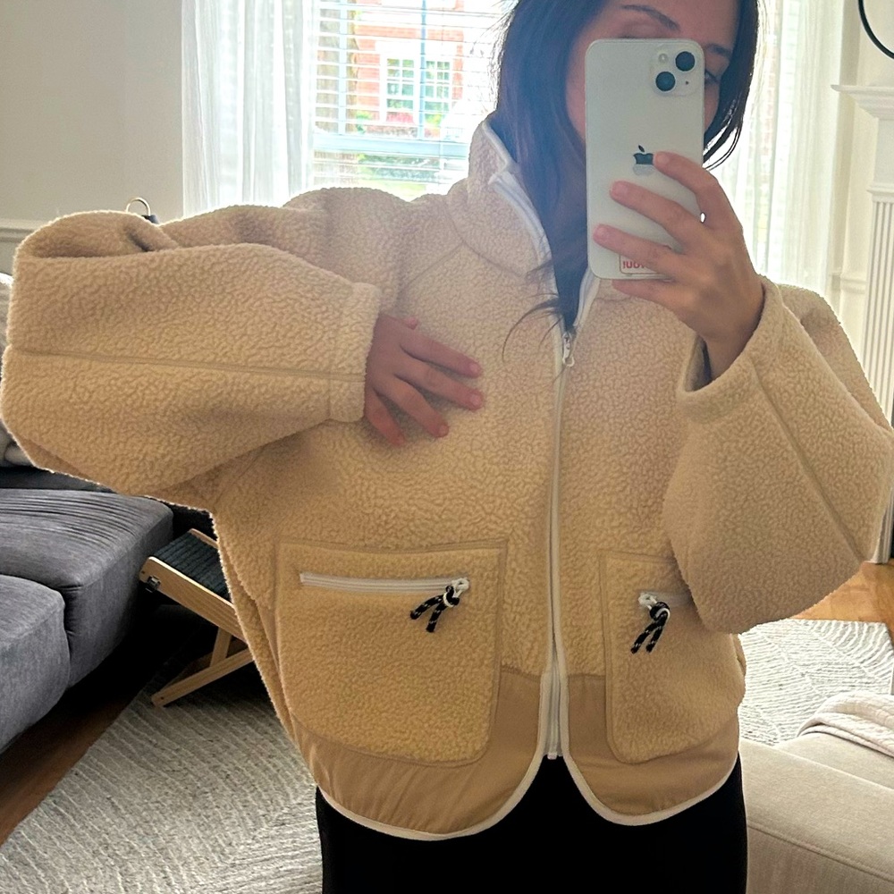Women's Cream Sherpa Jacket